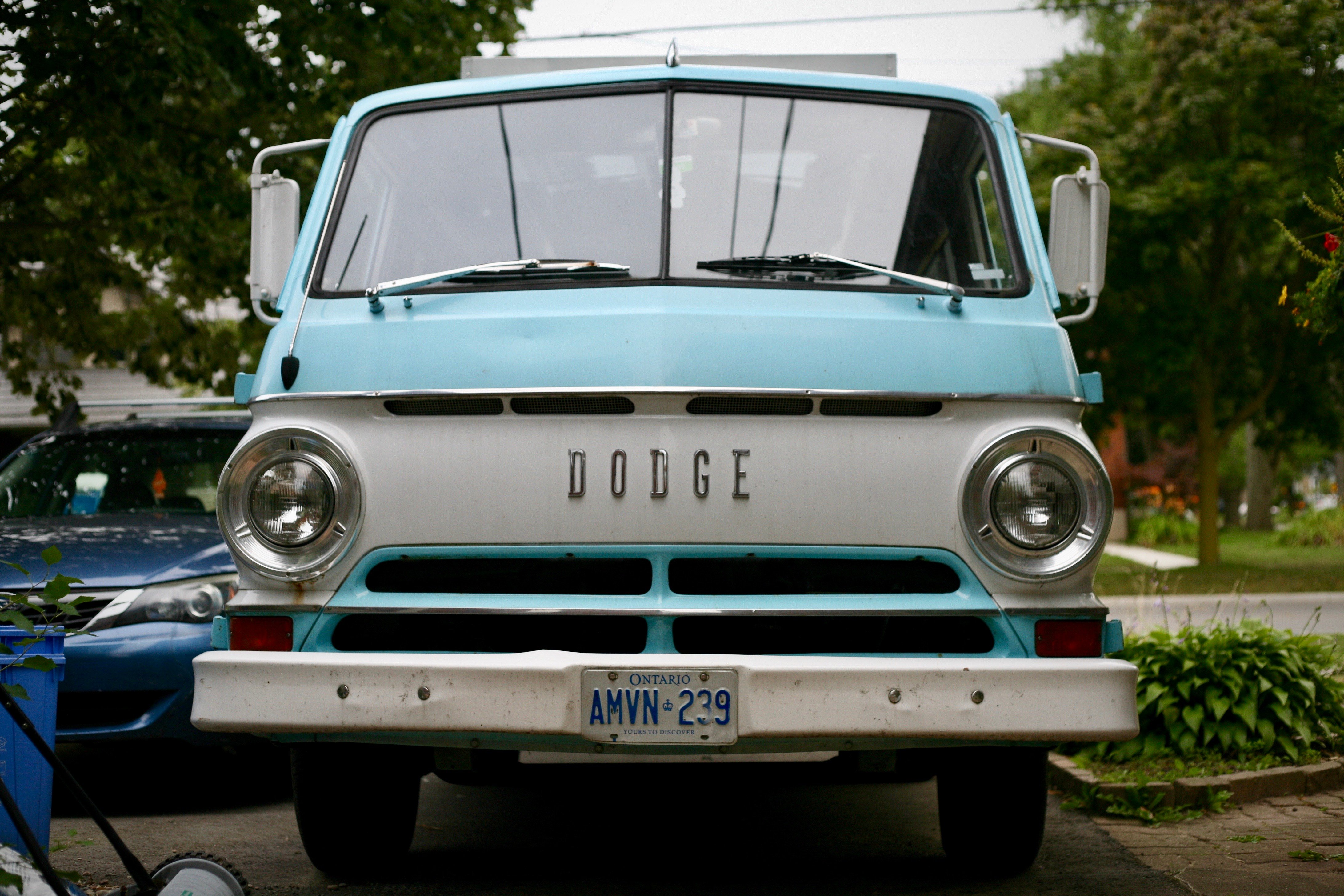 teal_Dodge_Van